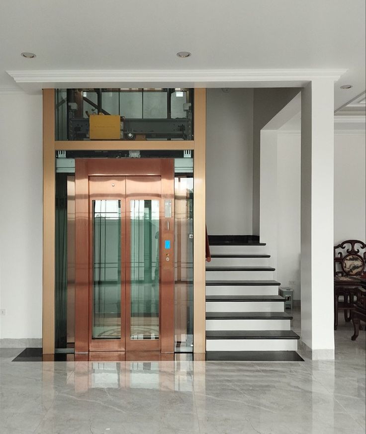 Thang máy nhà cải tạo